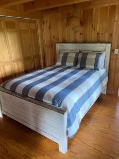 Pet-Friendly Cabin North Carolina, for Fun Weekend Getaways from Charlotte - Lake Lure - 3