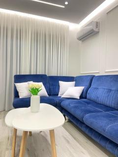 Azure Nest Apartment - Saranda - 9