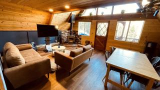 Gorgeous Cabin with Fireplace and Stunning Forest Sights in Prescott, Arizona - Walker - 9