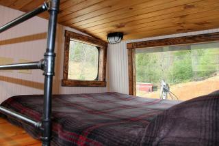 Glamping Caboose Rental Perfect for Families near Clyde, North Carolina - Clyde - 2