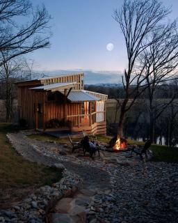 Magical Tennessee Tiny House with a Rooftop Deck - Maryville - 5