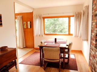 Luxury Lakefront Cabin Rental on Clear Lake in Ogemaw County, Michigan - West Branch - 5