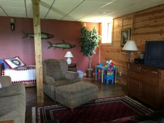 Breathtaking Cabin Rental with a Private Hot Tub in Hiawassee, Georgia - Hiawassee - 4