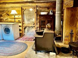 Newly Restored Cabin in Dahlonega, Georgia, Surrounded by Wineries and Cozy Nature - Suches - 1