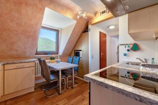 Hildegard von Nell - 2