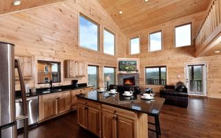 Breathtaking Cabin with Hot-tub, Fireplace and Games in Sevierville, Tennessee - 4