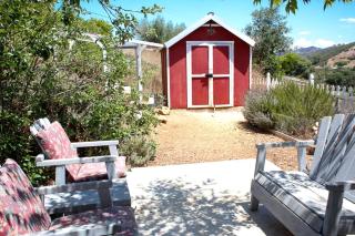 Pet Friendly Breathtaking Cottage with Great Views and Hot-tub in Rainbow, California - Fallbrook - 8
