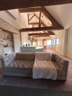Au 8 à Meursault, Magnifique maison Bourguignonne au pied des vignes, jardin, places de parking privée - Meursault - 8
