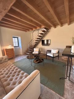 Au 8 à Meursault, Magnifique maison Bourguignonne au pied des vignes, jardin, places de parking privée - Meursault - 5