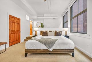 Lofts on 4th Penthouse, Sleeps 14, 2 units - Cleveland - 5