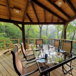 Entire Four Treehouses Resort Perfect for Groups and Outdoor Activities in Copperhill, Tennessee - 7