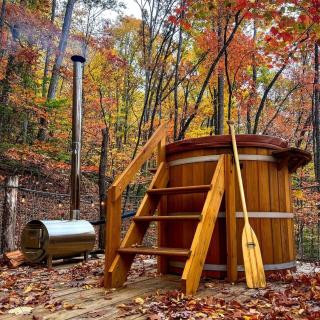 Entire Four Treehouses Resort Perfect for Groups and Outdoor Activities in Copperhill, Tennessee - 2
