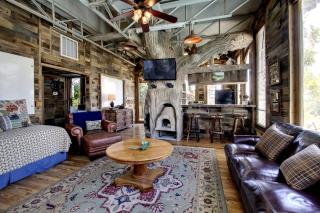 Impressive Tree House near the Guadalupe River in New Braunfels, Texas - New Braunfels - 6