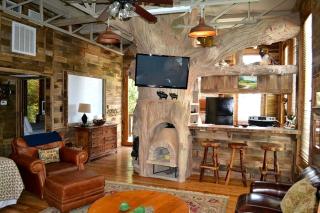 Impressive Tree House near the Guadalupe River in New Braunfels, Texas - New Braunfels - 4