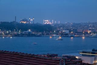 Bosphorus View with Two Bedrooms - Istanbul - 7