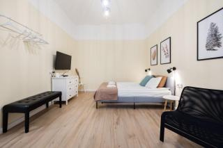 Perfectly Compact - Two Bedrooms with AC & Parking - Budapest - 7