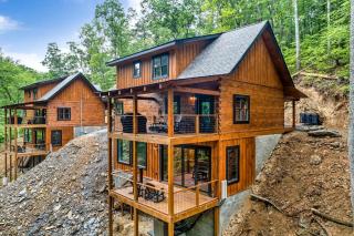 Delightful Cabin Amazing for Families with Private Porch in Tennessee - Sevierville - 1