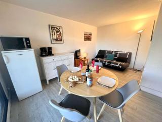 Appartement 2P, 4 Couchages, Terrasse et Salon de Jardin à 200m de la Plage, Fréjus - FR-1-226A-22 - Fréjus - 7