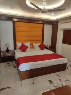 Royal Park - Hotels & Resorts - Ghaziabad - 8