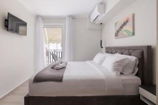 Plaka Studios 2 - 8