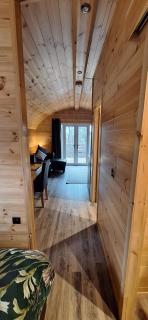 Kintarvie Hideaway - - 4