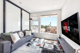 Designer 1bdr with Luxury Pool&Gym, FREE Parking - Los Angeles - 0