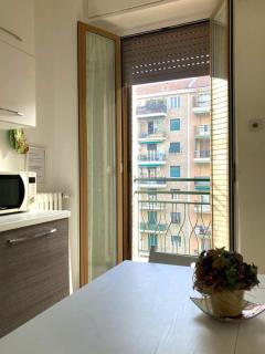 Coronelli Lovely Studio, close to Frattini & Gelsomini metro station - Milan - 5
