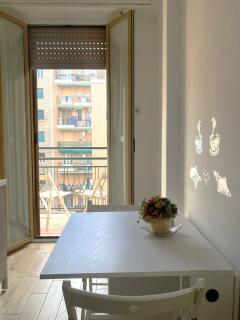 Coronelli Lovely Studio, close to Frattini & Gelsomini metro station - Milan - 4
