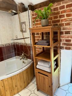 Threshers Barn and Shire Horse Barn - 8