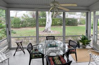 Peaceful Siesta Key condo - Short stroll to #1 beach - 2