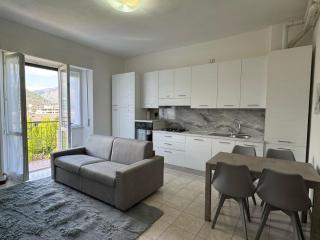 The Landscape - Modern Apartments - Lecco - 0