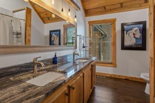 Daffodil Daydreams - Dog Friendly Cabin - Blue Ridge - 1