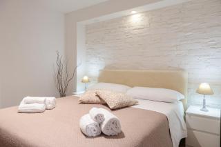 Casetta Rebecca - Syracuse - 9