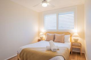 Palm Beach Retreat with Pool & BBQ - 7