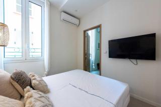 Modern apartment -1BDR 4P - 300m from the BEACH - Antibes - 1