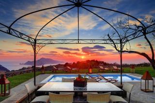Casa del Capitano with Heated Pool, Views and Concierge - Massa Lubrense - 0