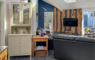 Gorgeous Home In Nexø With Kitchen - 7