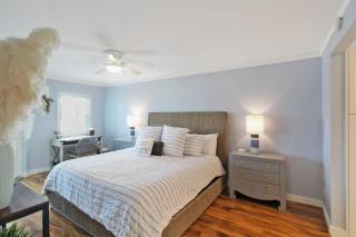 GBB 1335 Stunning Harbor View Condo on Siesta Key - 4