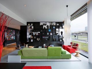 citizenM Schiphol Airport - Schiphol - 3