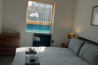 Modern 2-Bed Apartment - Heart of the City - Sheffield - 8