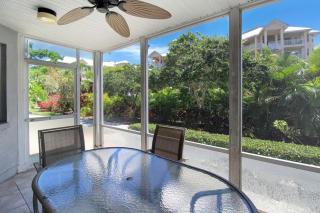 Relaxing Siesta Key condo - 2 heated pool, tennis and pickleball, private beach access - 6