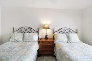 Relaxing Siesta Key condo - 2 heated pool, tennis and pickleball, private beach access - 9