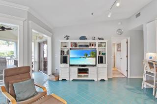 Bay view Siesta Key condo - two pools - tennis and pickleball - beach access - GBB 1343 - 7