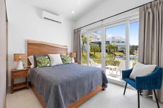 Brand New Stunning Villa Pool - Santa Cruz - 3