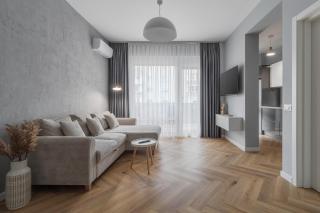 The Golden Leaf - Oradea - 1