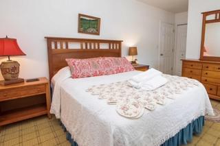 Keuka Lake Dockside Retreat - Penn Yan - 7