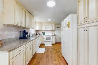 Macs Fish Camp - Dauphin Island - 2