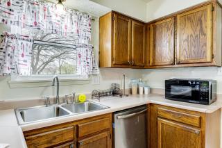 Indianapolis Home with Fire Pit and On-Site Fishing! - Indianápolis - 5
