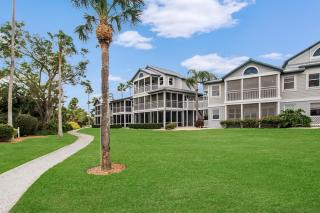 Bayfront Condo In The Heart Of Siesta Key - Siesta Key - 2