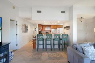 2nd floor bayfront Siesta Key condo with beach access - GBB 1373 - 1